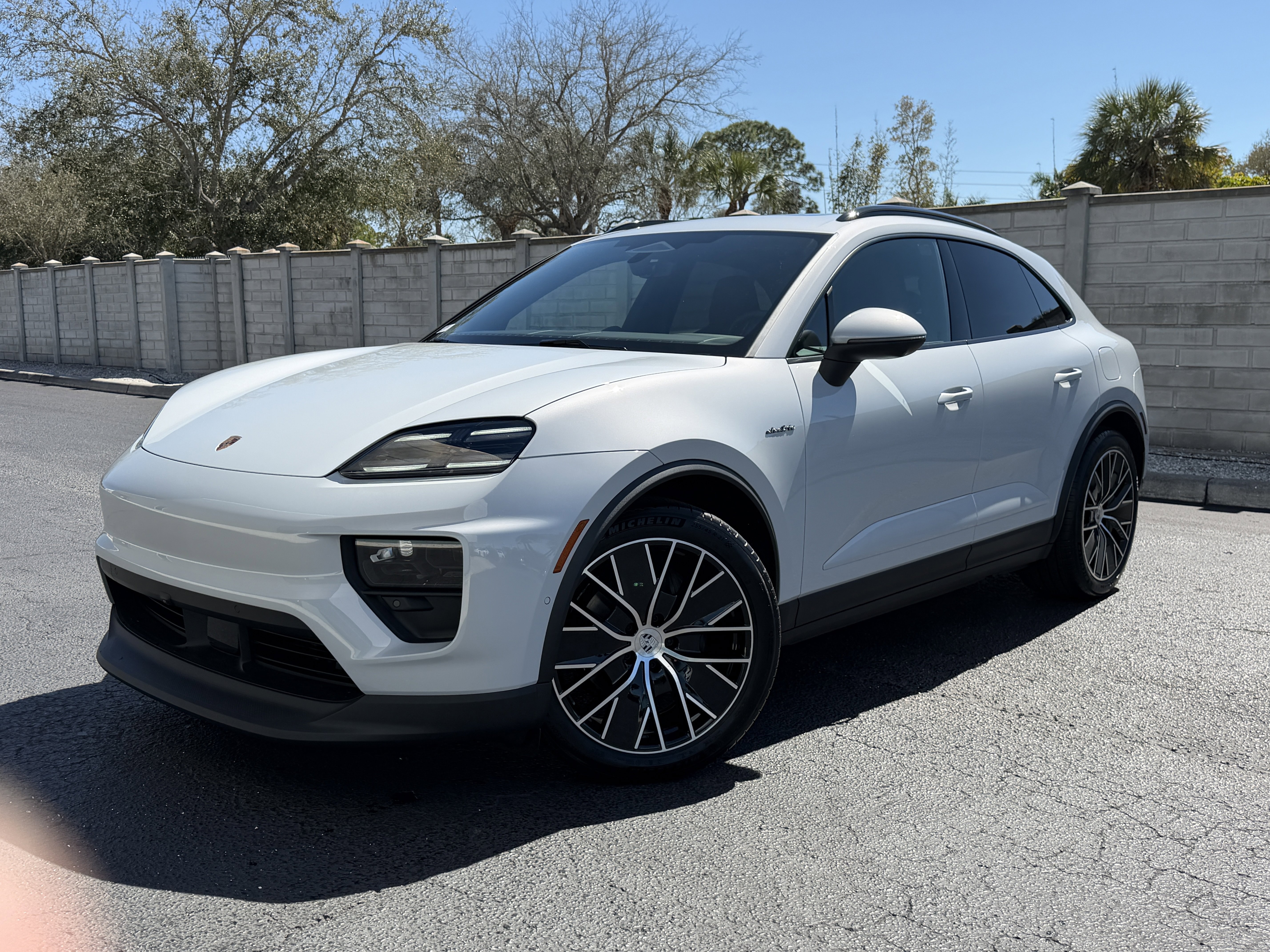 New 2026 Porsche Macan Electric image 1