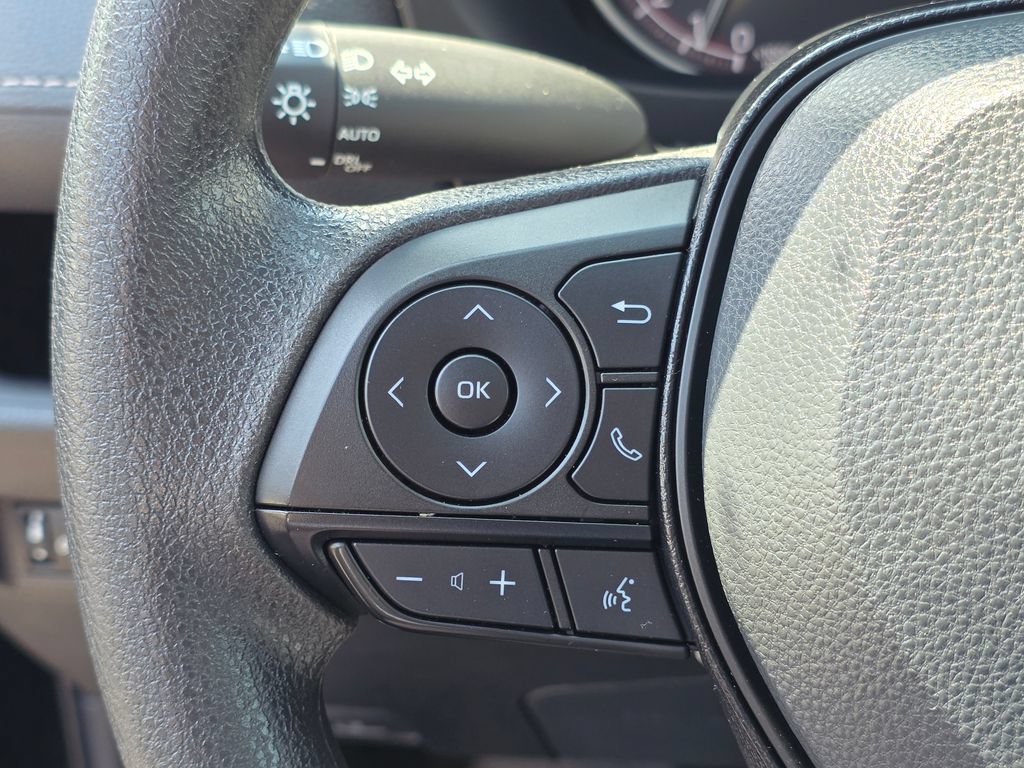 Used 2025 Toyota RAV4 XLE w/ Convenience Package AWD/4WD image 16