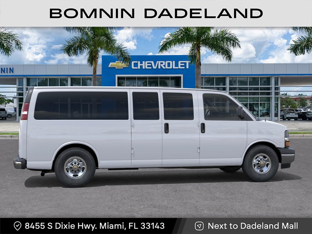 New 2027 Chevrolet Express 3500 LT RWD image 6