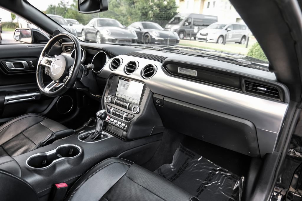 Used 2019 Ford Mustang GT Premium RWD image 12