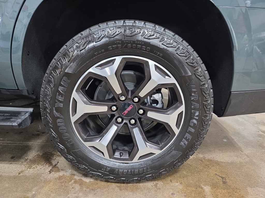 New 2026 GMC Yukon AT4 Ultimate AWD/4WD image 38