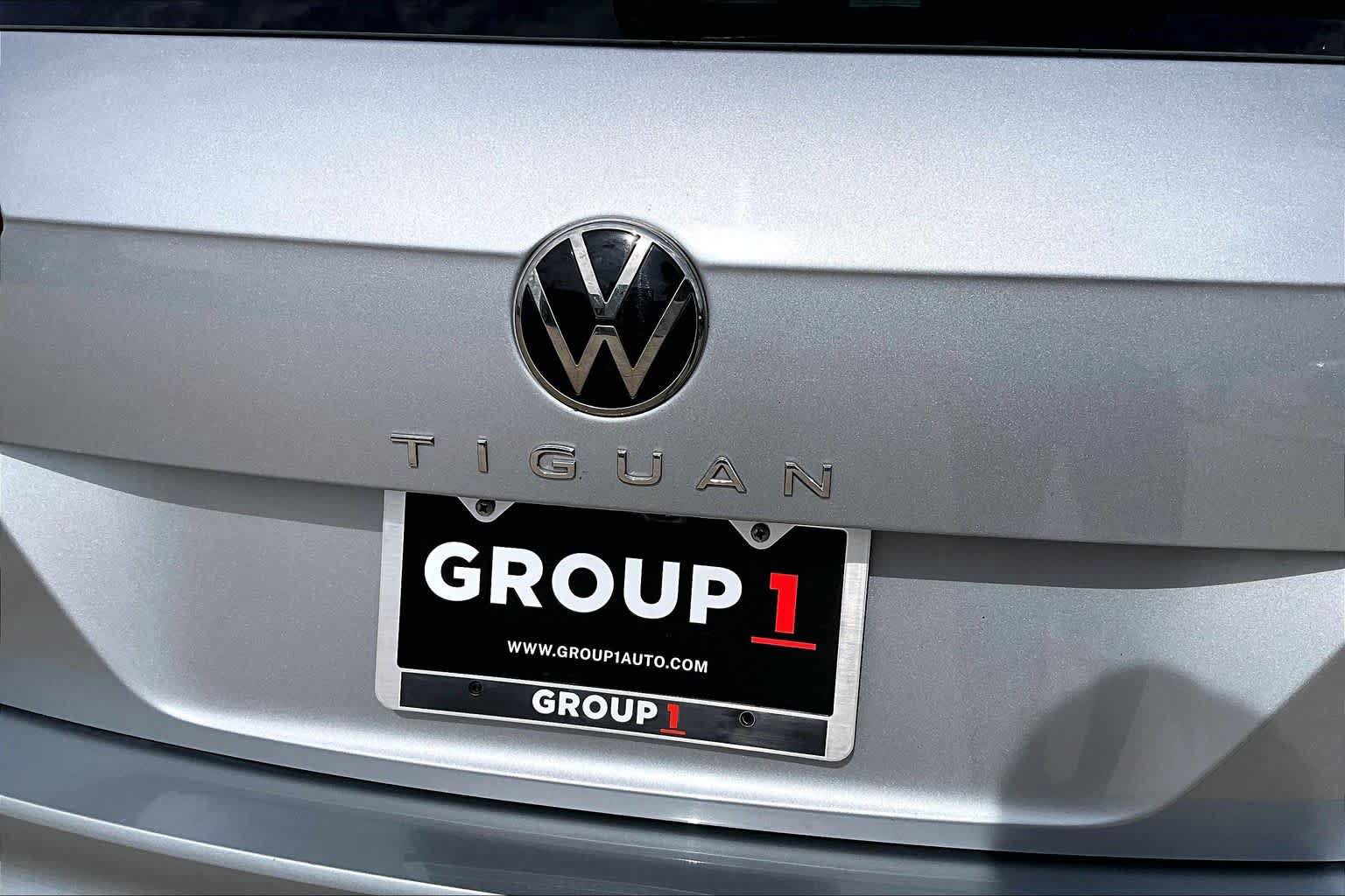 Used 2022 Volkswagen Tiguan SE FWD image 9