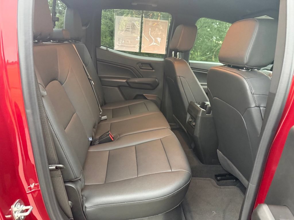 Used 2026 Chevrolet Colorado Trail Boss AWD/4WD image 15