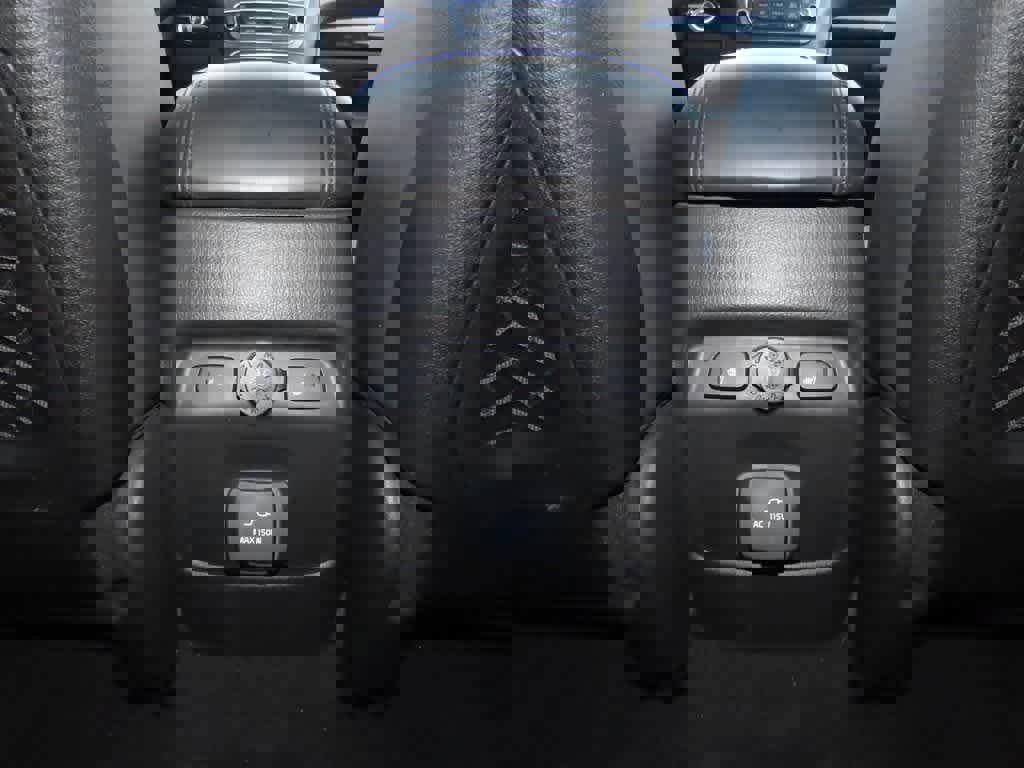 Used 2014 Kia Sorento SX w/ 3rd Row Package image 28