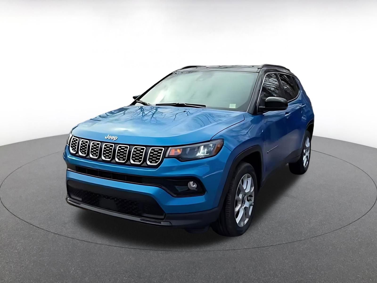 Used 2025 Jeep Compass Limited image 8