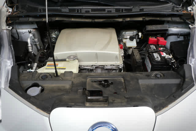 Used 2017 Nissan Leaf S w/ Charge Package FWD image 28