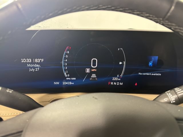 Used 2025 Cadillac XT4 Premium Luxury w/ Cold Weather Package FWD image 13