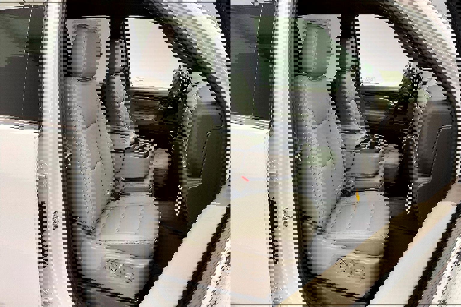 New 2026 GMC Sierra 2500 SLT image 9