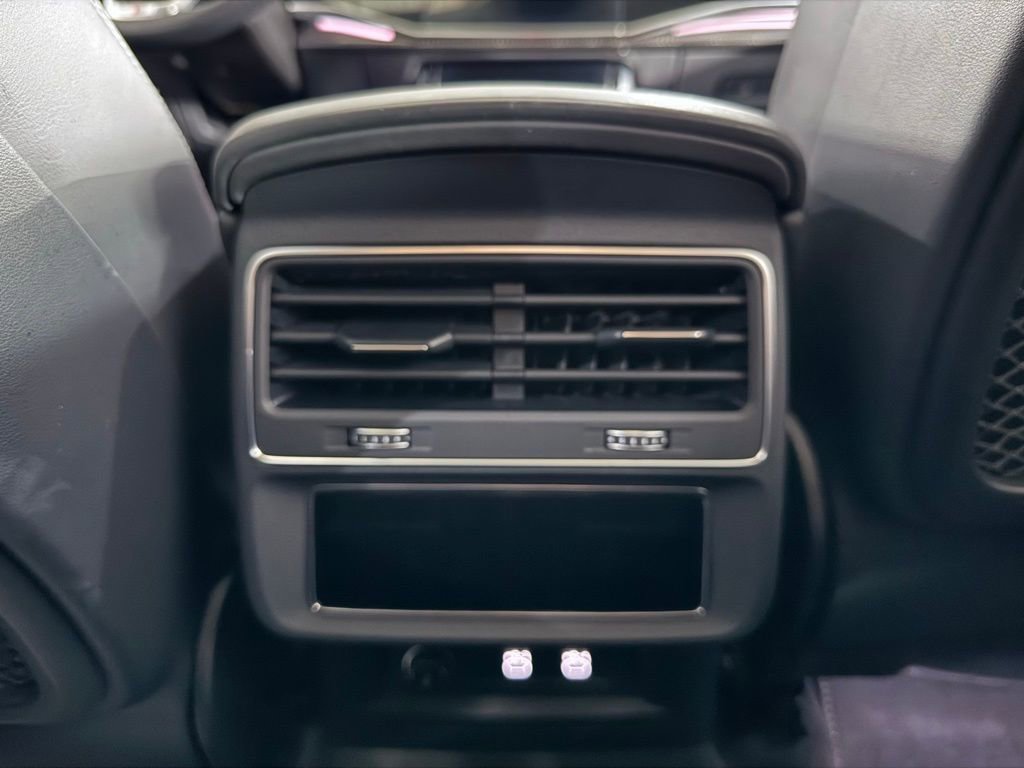 Used 2021 Audi SQ7 Premium Plus w/ Executive Package image 40
