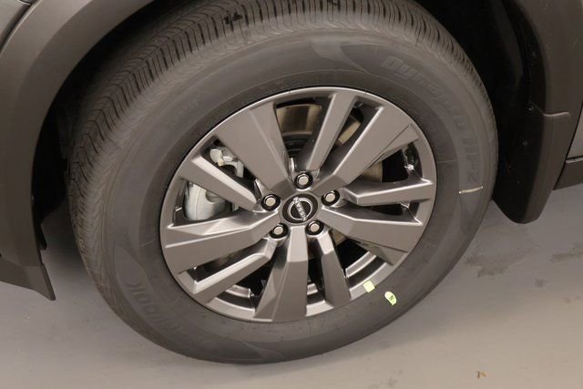 New 2025 Nissan Pathfinder S image 7