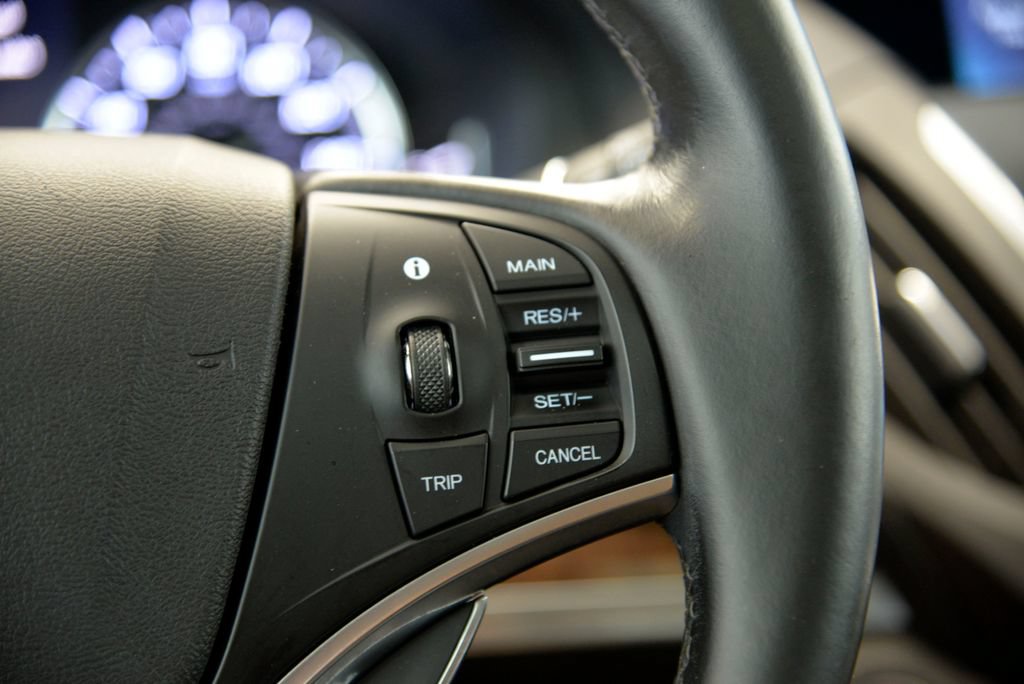Used 2018 Acura MDX SH-AWD image 24