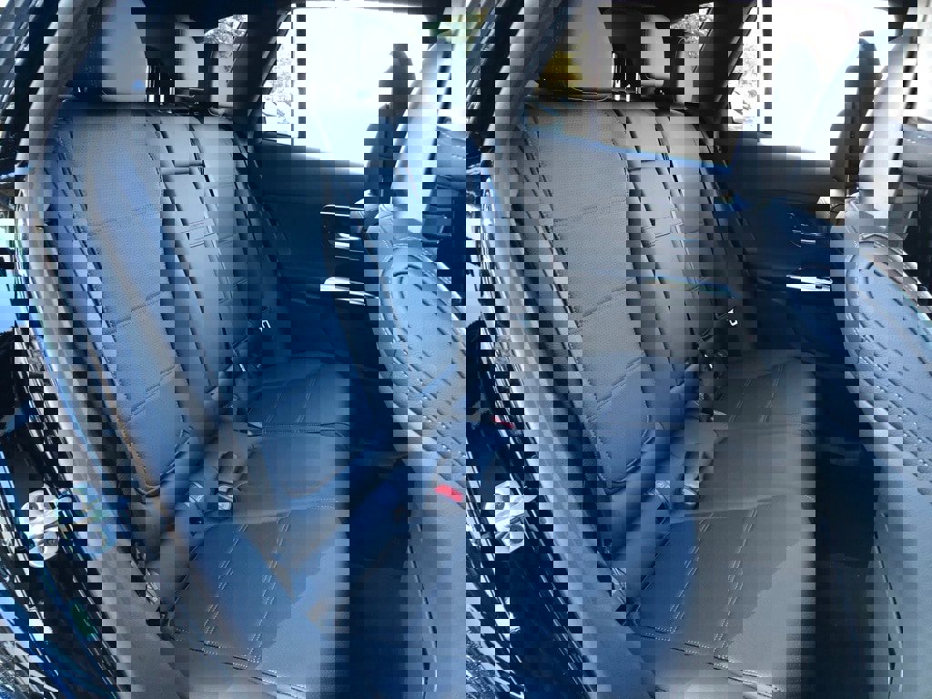 New 2026 Mercedes-Benz GLC 300 4MATIC image 36