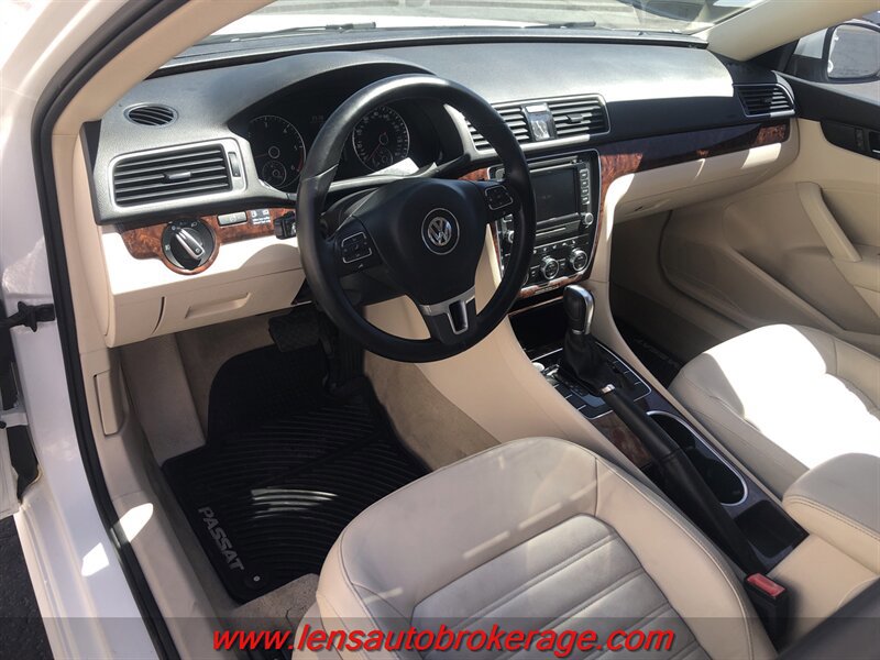 Used 2013 Volkswagen Passat TDI SEL Premium FWD image 10