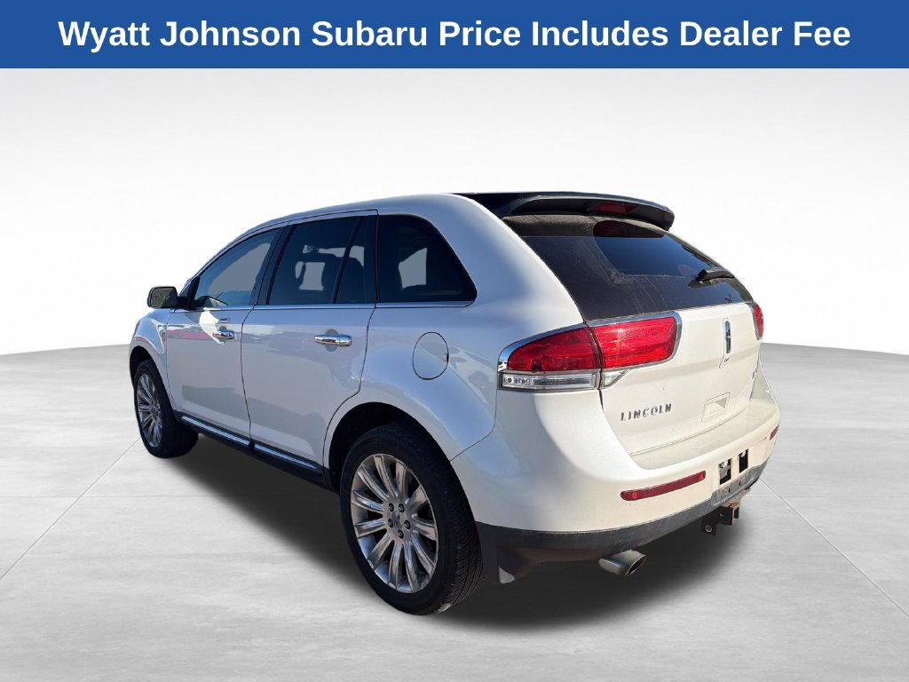 Used 2013 Lincoln MKX FWD image 7