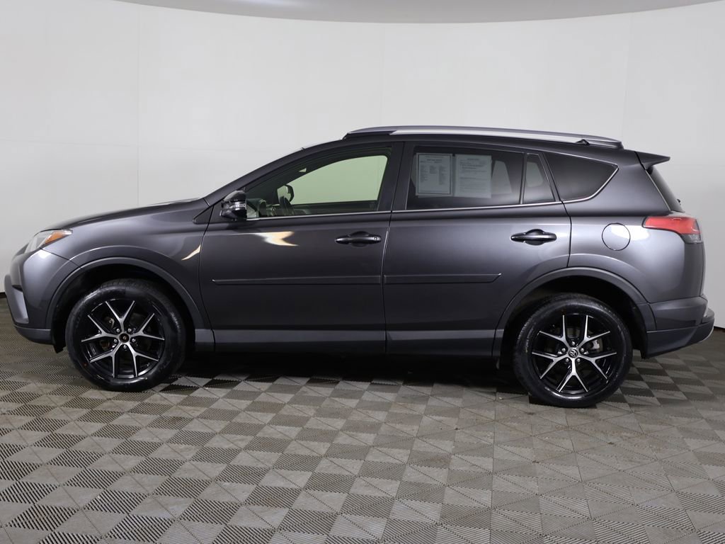 Used 2018 Toyota RAV4 SE w/ All Weather Liner Package image 17