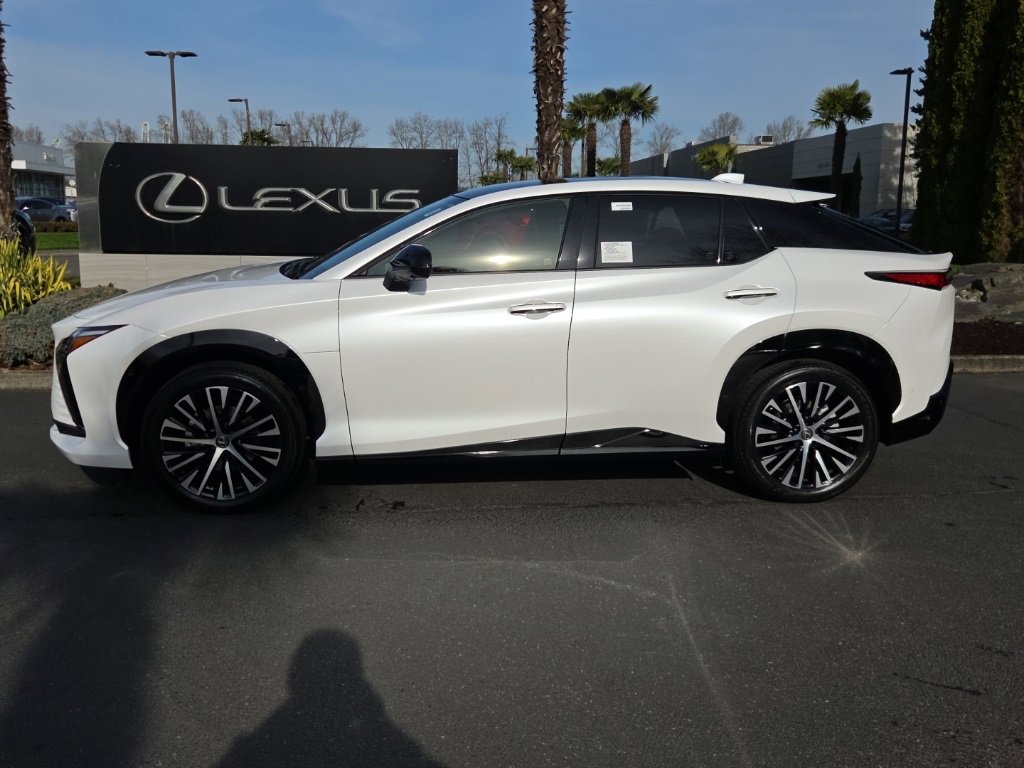New 2026 Lexus RZ 450e AWD image 2