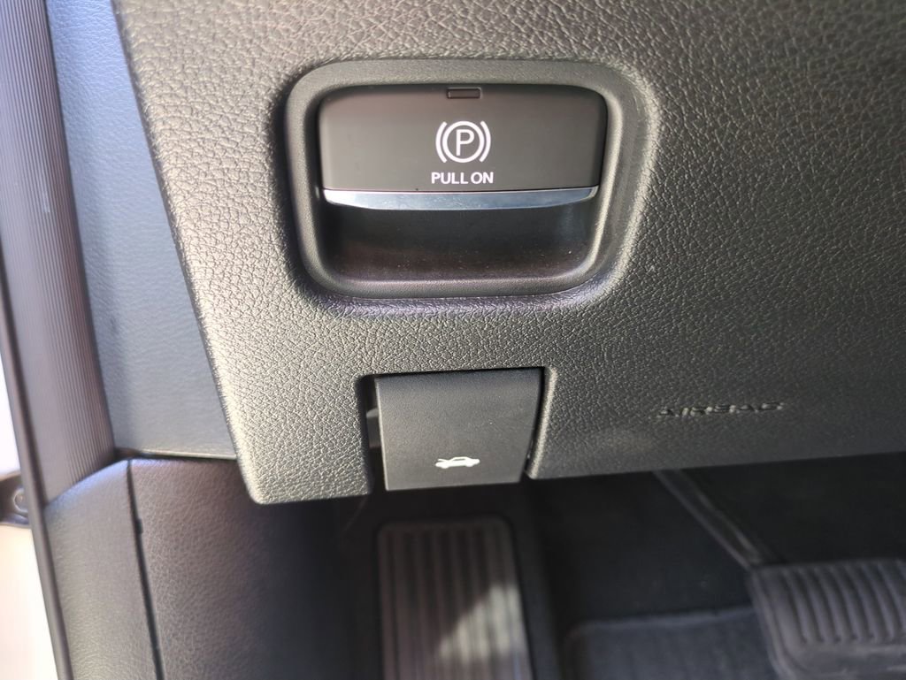 Used 2023 Jeep Grand Cherokee Altitude image 26