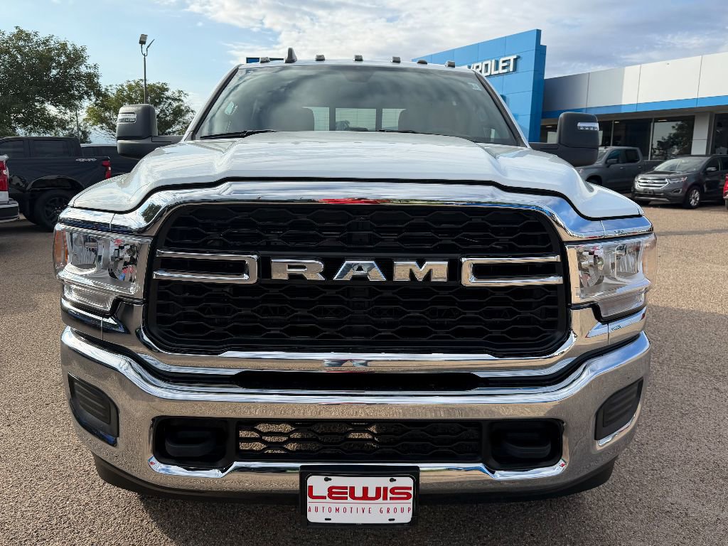 Used 2024 RAM 2500 Tradesman w/ Chrome Appearance Group image 13