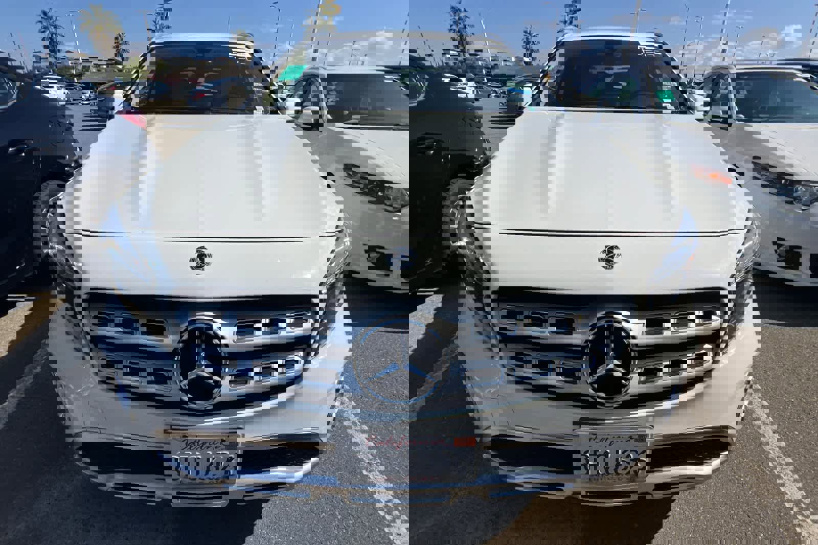 Used 2018 Mercedes-Benz GLA 250 4MATIC image 2