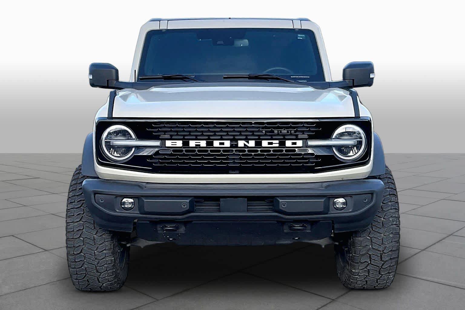 Certified 2025 Ford Bronco Outer Banks AWD/4WD image 4