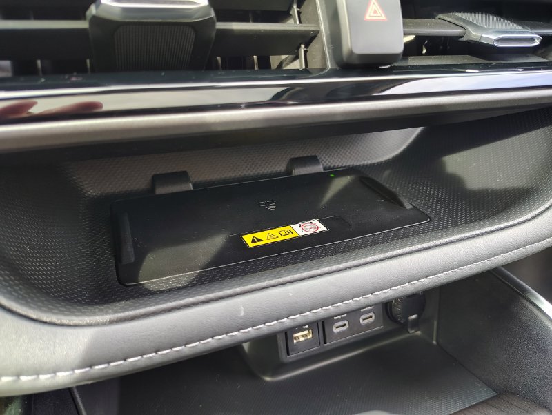 Used 2023 Toyota Highlander Limited AWD/4WD image 44