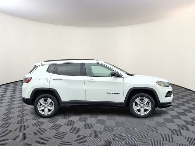 Used 2022 Jeep Compass Latitude AWD/4WD image 10