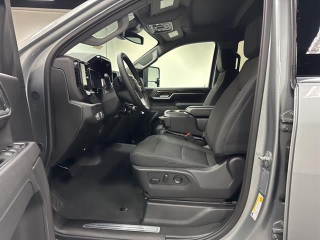 New 2026 GMC Sierra 2500 SLE w/ SLE Value Package; AWD/4WD image 21