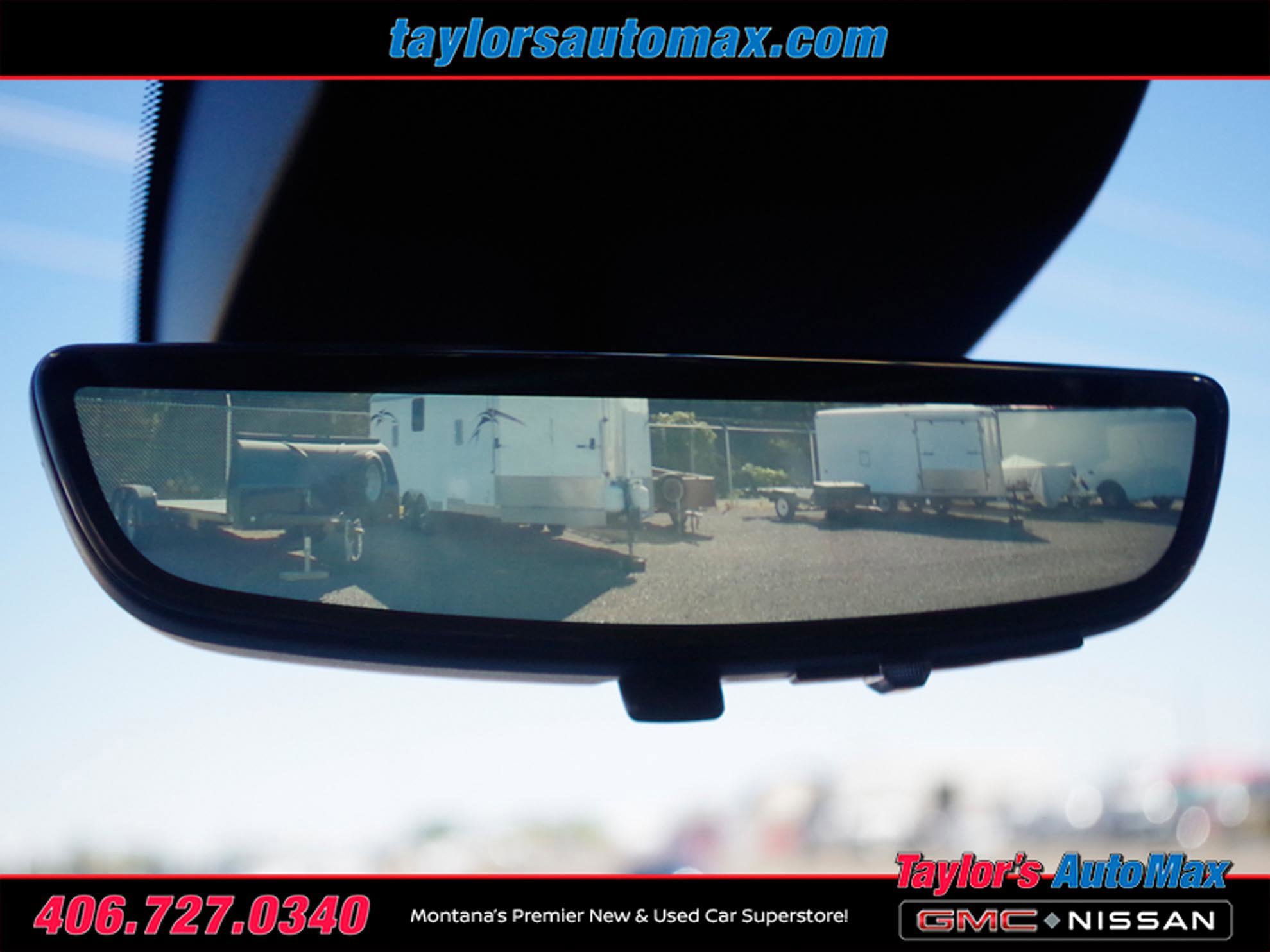 Used 2024 GMC Sierra 3500 Denali w/ Denali Reserve Package image 30