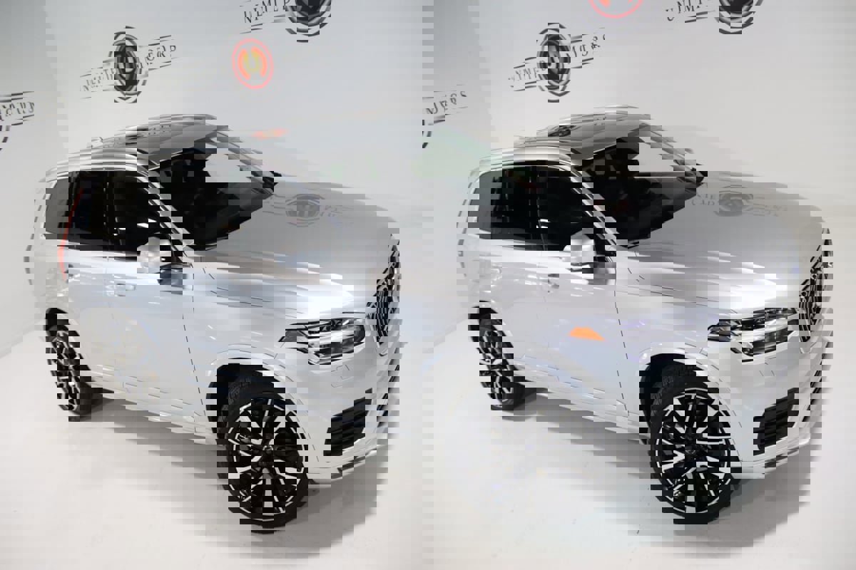 Used 2022 Volvo XC90 T6 Momentum w/ Advanced Package image 69