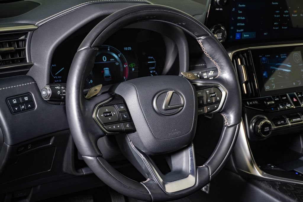 Used 2023 Lexus LX 600 4WD w/ Appearance Package image 22