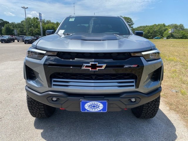 New 2025 Chevrolet Colorado ZR2 w/ ZR2 Bison Edition image 2
