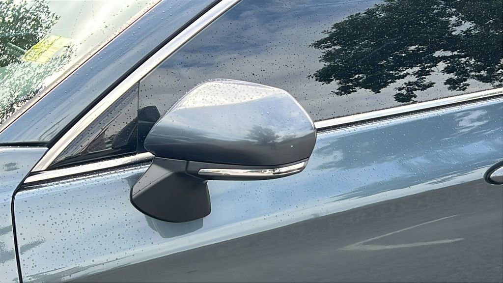 Certified 2022 Toyota Avalon XLE FWD image 26