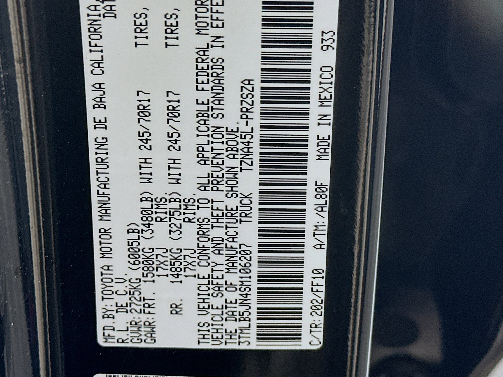 Used 2025 Toyota Tacoma SR5 image 12
