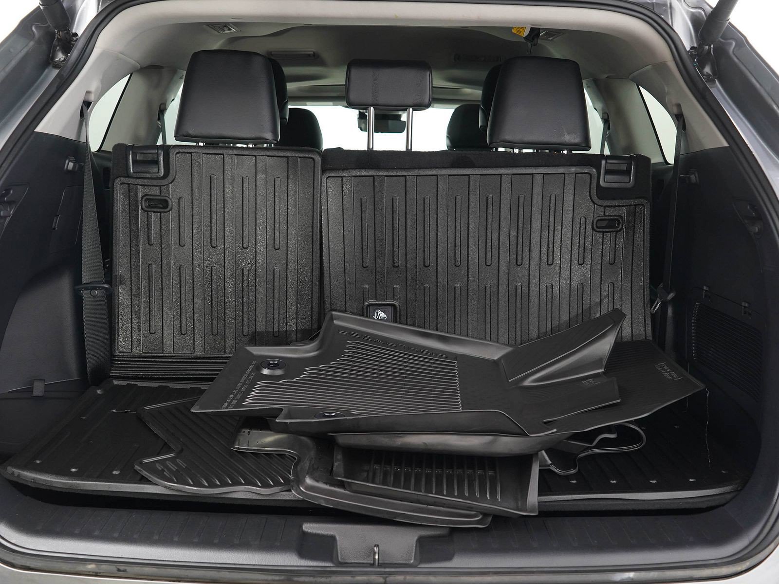 Used 2026 Toyota Highlander XLE AWD/4WD image 9