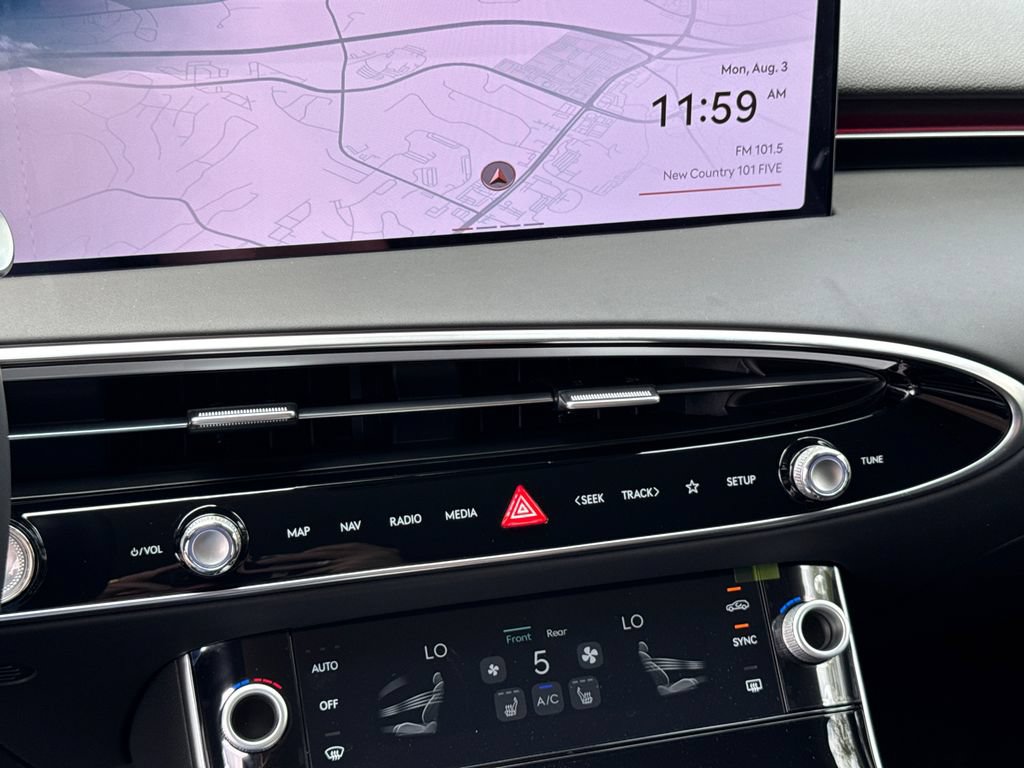 New 2027 Genesis GV70 2.5T AWD/4WD image 30