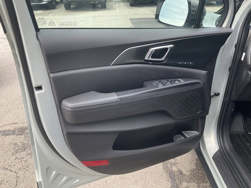 New 2026 Kia Carnival SX Prestige image 9