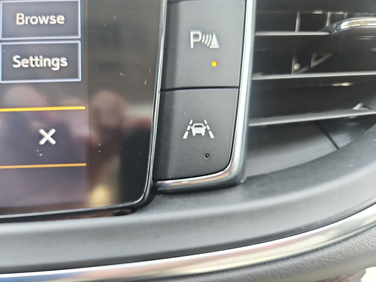 Used 2022 Buick Enclave Premium w/ Experience Buick Package image 33