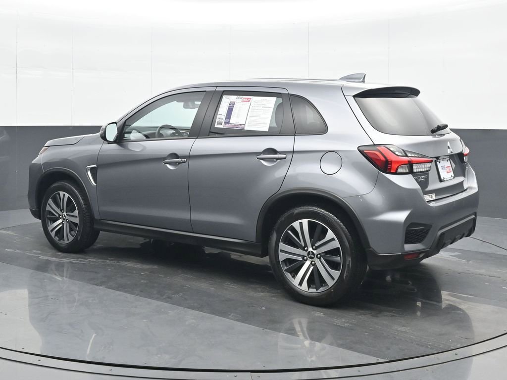 Used 2024 Mitsubishi Outlander Sport SE AWD/4WD image 4