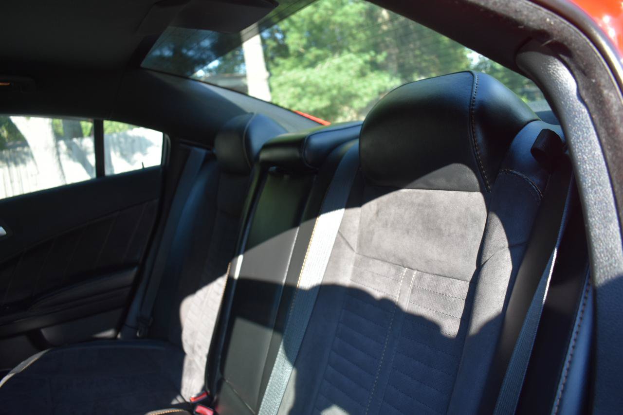 Used 2017 Dodge Charger R/T RWD image 19