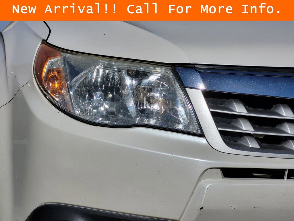 Used 2013 Subaru Forester 2.5X Limited AWD/4WD image 7