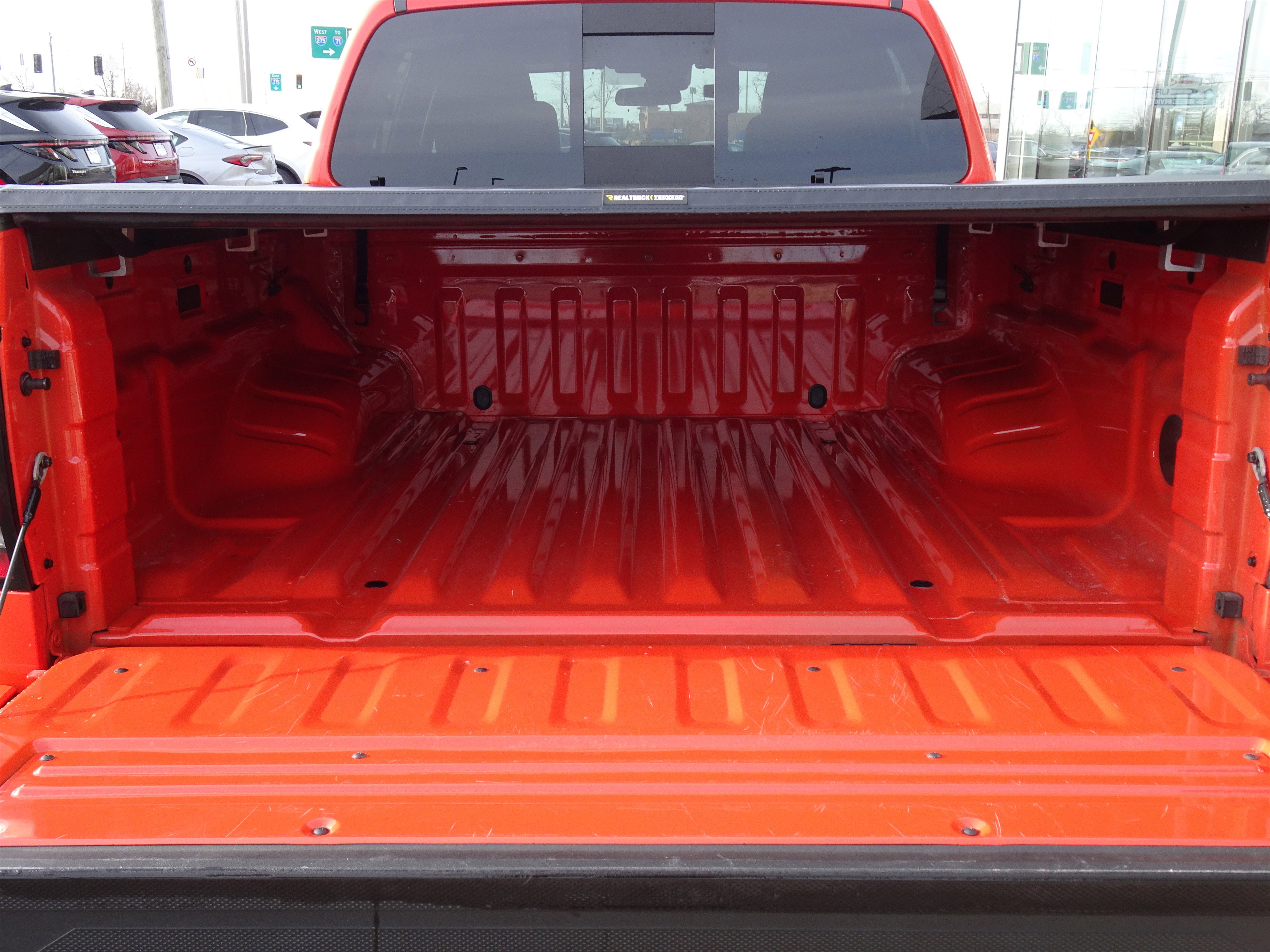 Used 2025 Nissan Frontier PRO-4X image 6