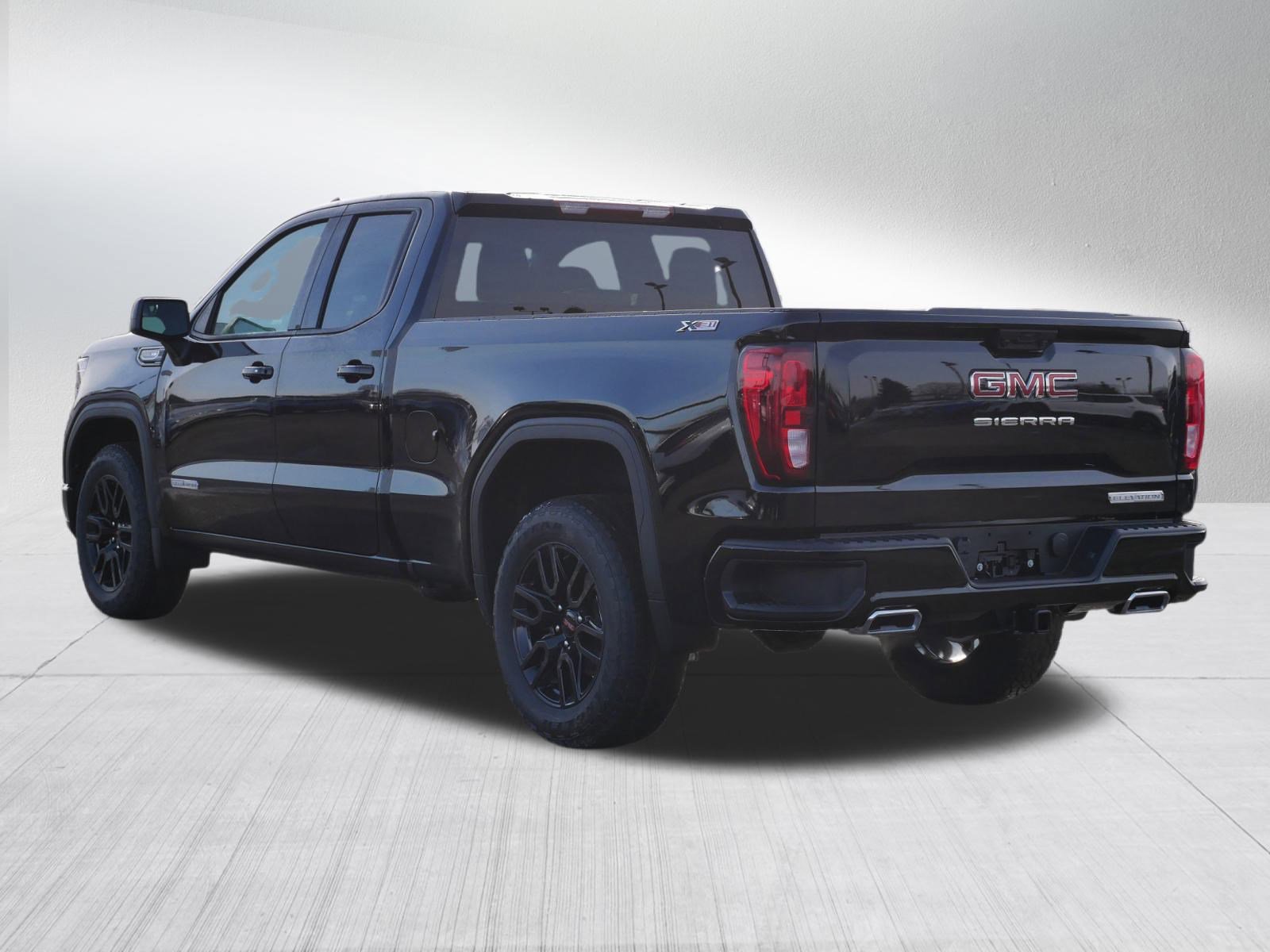 New 2026 GMC Sierra 1500 Elevation image 3