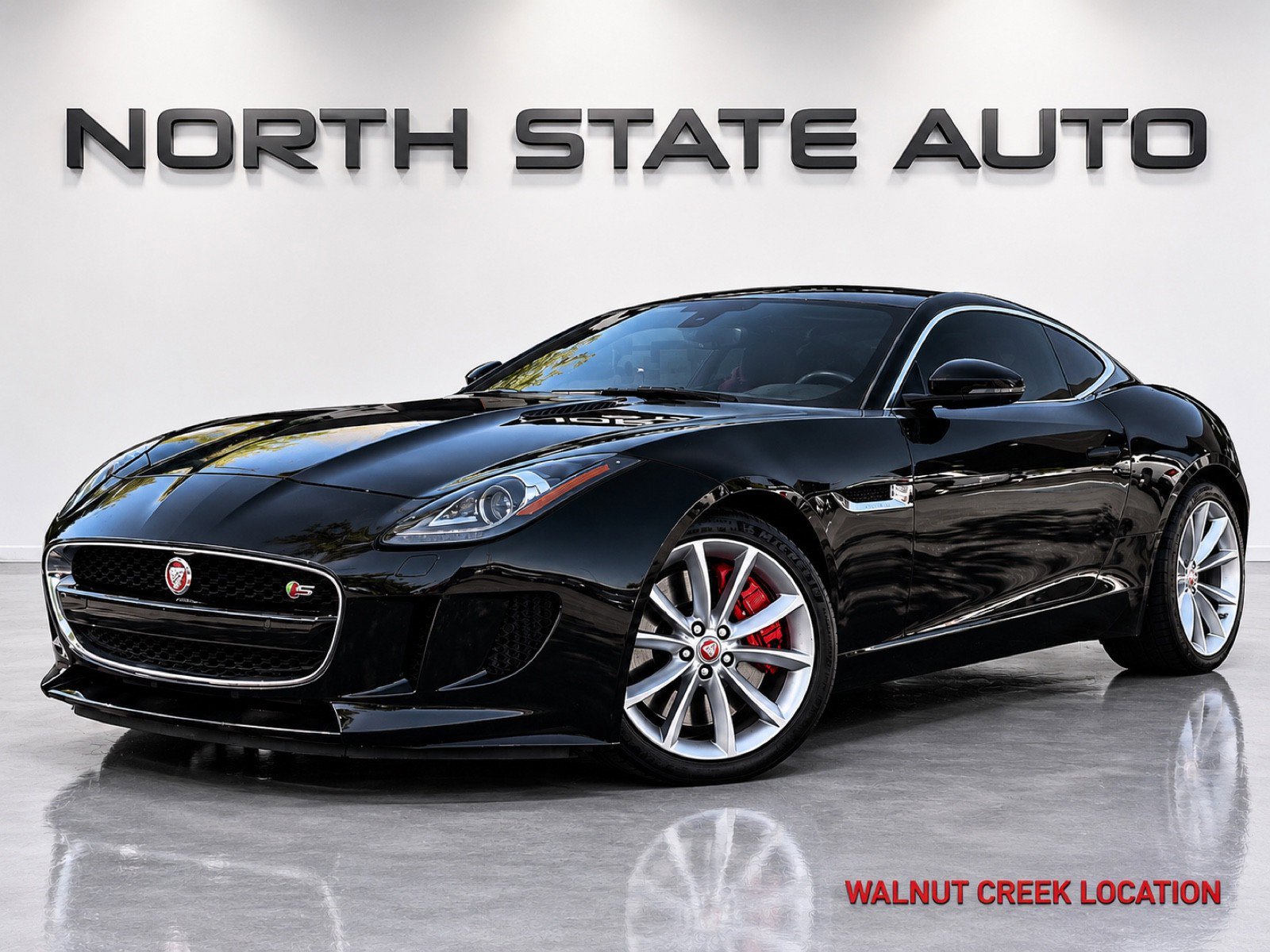 Used 2015 Jaguar F-TYPE S RWD image 1