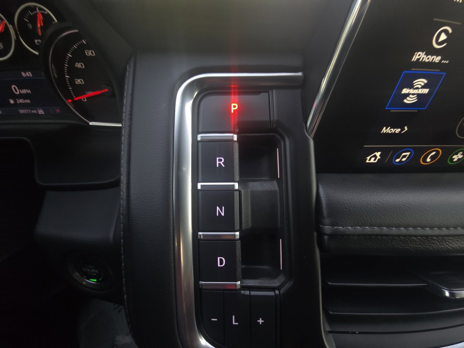 Used 2021 Chevrolet Tahoe Z71 image 21