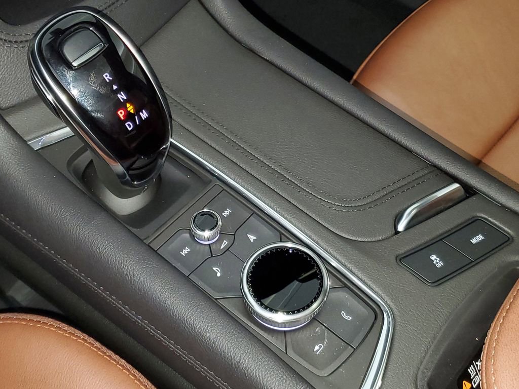 New 2026 Cadillac XT5 Premium Luxury FWD image 24