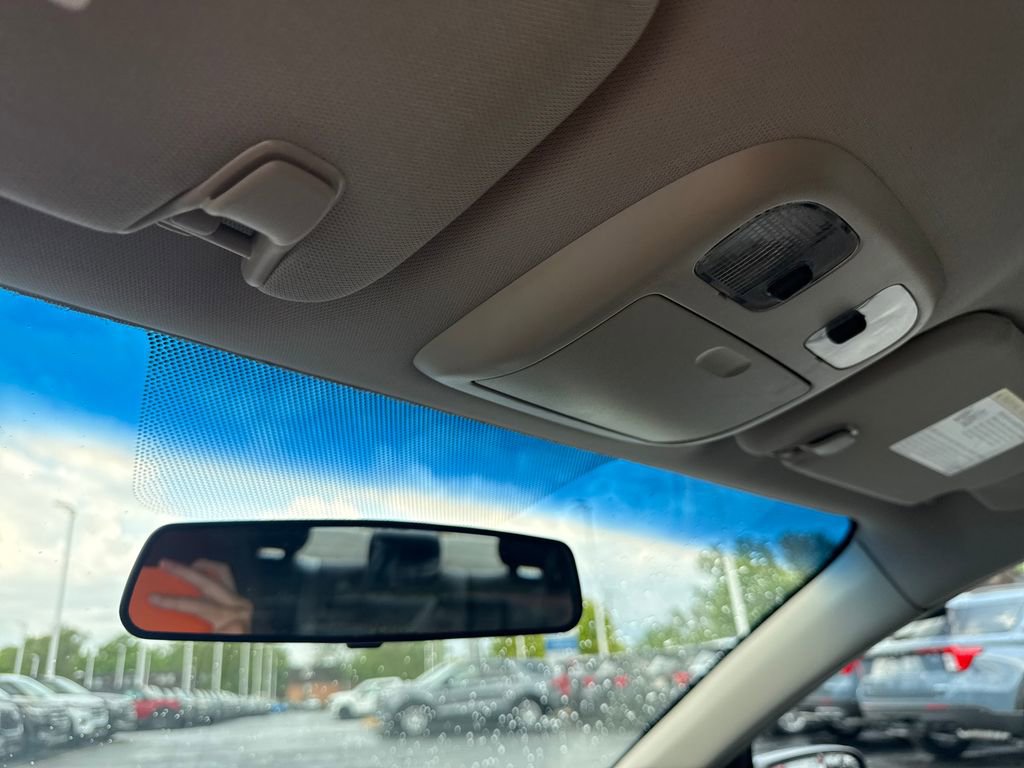 Used 2011 Ford Fusion SE FWD image 36