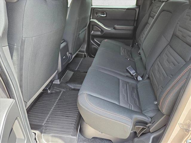 Used 2024 Nissan Frontier Pro-X RWD image 17