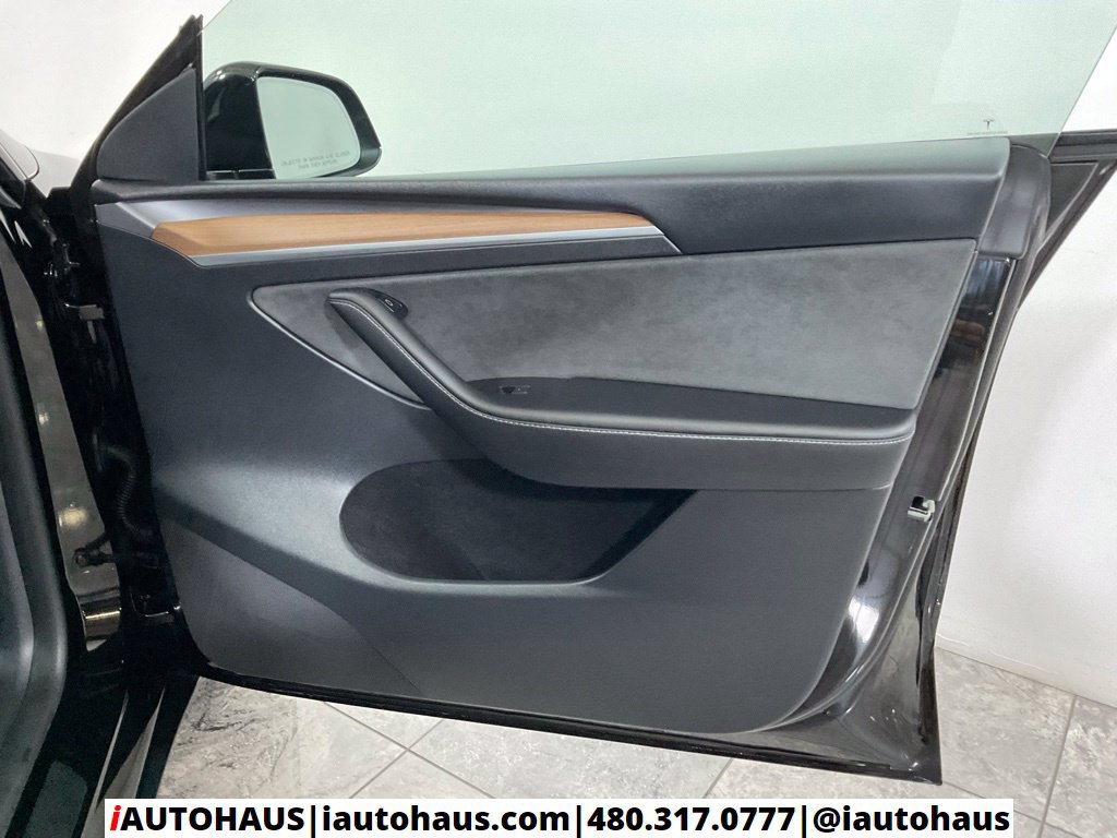 Used 2023 Tesla Model Y Performance AWD/4WD image 42