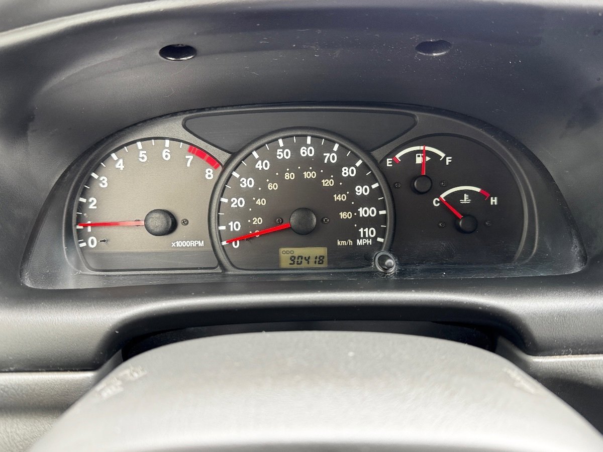 Used 2002 Chevrolet Tracker ZR2 image 23