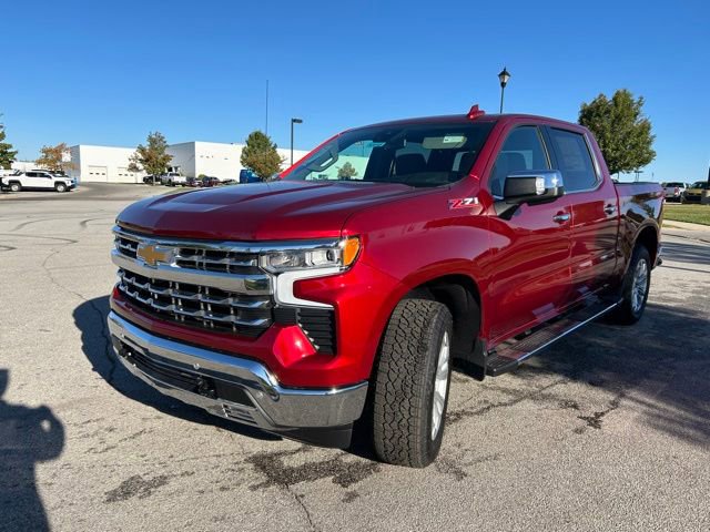 New 2026 Chevrolet Silverado 1500 LTZ w/ LTZ Premium Package image 3